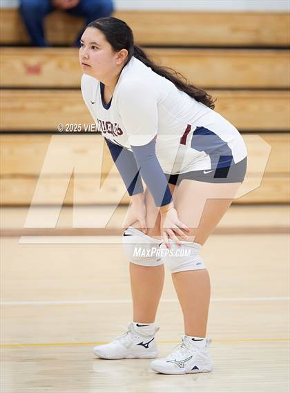 Thumbnail 2 in JV: Bentley @ College Prep photogallery.