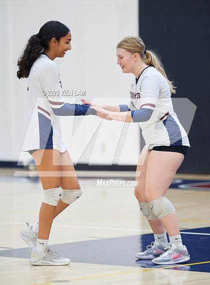 Thumbnail 2 in JV: Bentley @ College Prep photogallery.