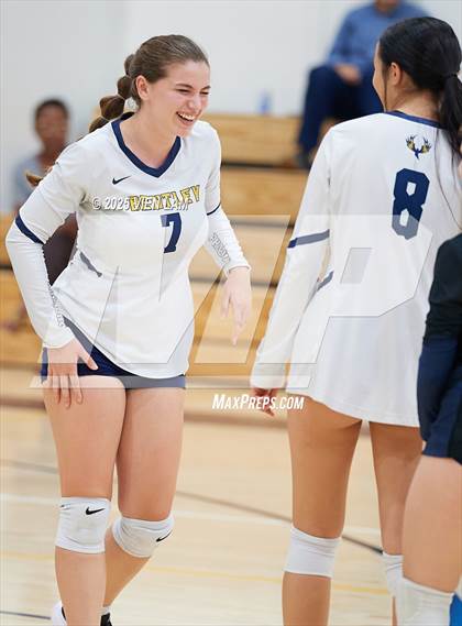 Thumbnail 1 in JV: Bentley @ College Prep photogallery.