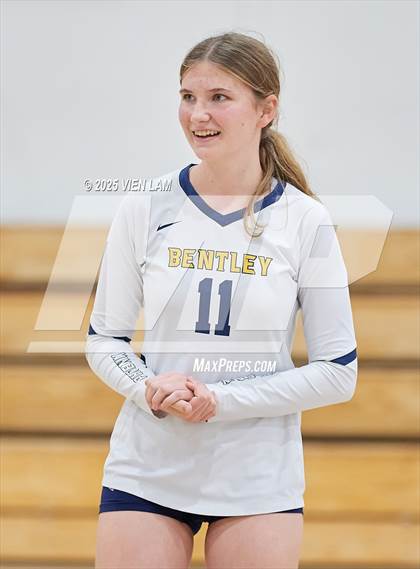 Thumbnail 1 in JV: Bentley @ College Prep photogallery.