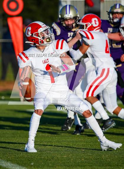Thumbnail 2 in Bradshaw Christian vs Galt photogallery.