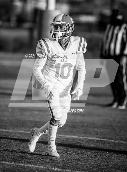 Thumbnail 3 in Bradshaw Christian vs Galt photogallery.