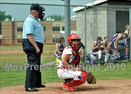 Thumbnail 2 in Rhinebeck vs South Lewis (NYSPHSAA Class C Semifinal) photogallery.