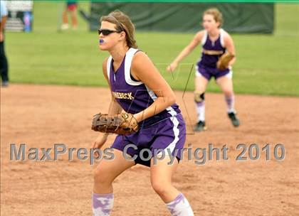 Thumbnail 2 in Rhinebeck vs South Lewis (NYSPHSAA Class C Semifinal) photogallery.