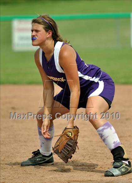 Thumbnail 2 in Rhinebeck vs South Lewis (NYSPHSAA Class C Semifinal) photogallery.
