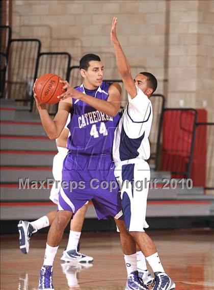 Thumbnail 2 in Cathedral vs. Mayfair (MaxPreps Holiday Classic) photogallery.