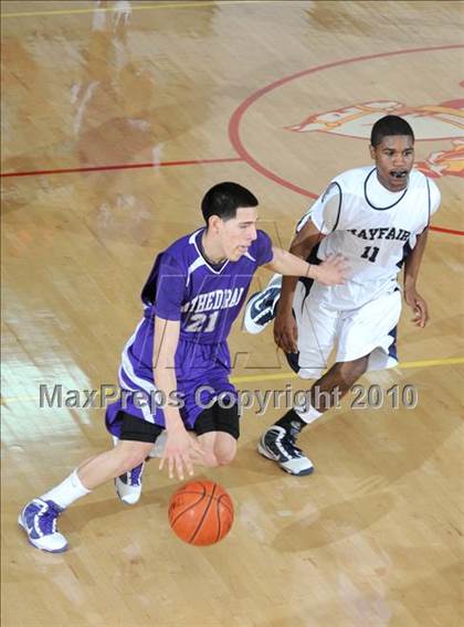 Thumbnail 3 in Cathedral vs. Mayfair (MaxPreps Holiday Classic) photogallery.
