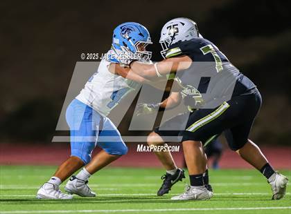 Thumbnail 1 in Saugus @ Oak Park photogallery.