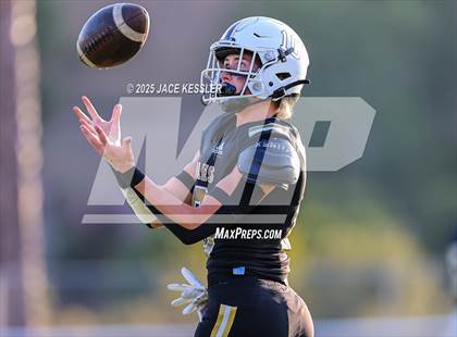 Thumbnail 1 in Saugus @ Oak Park photogallery.