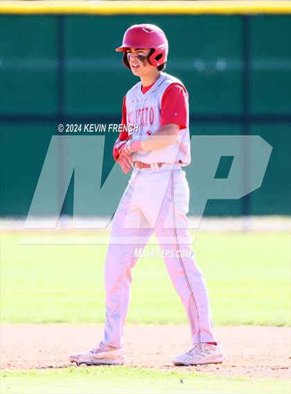 Thumbnail 1 in Columbine vs Fullerton (Coach Bob National Invitational) photogallery.