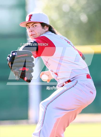 Thumbnail 2 in Columbine vs Fullerton (Coach Bob National Invitational) photogallery.