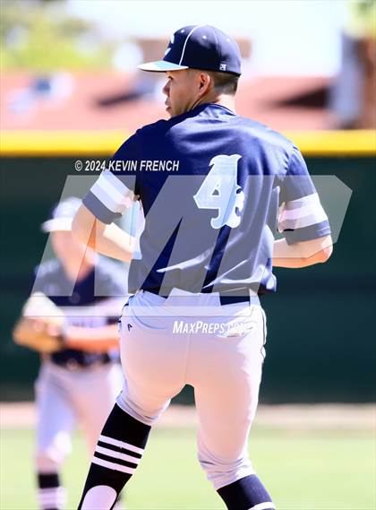 Thumbnail 2 in Columbine vs Fullerton (Coach Bob National Invitational) photogallery.