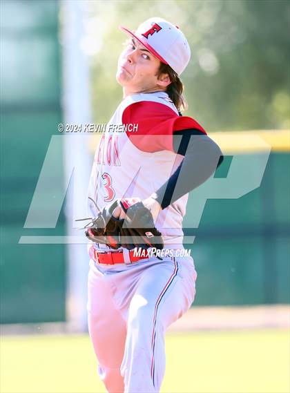 Thumbnail 3 in Columbine vs Fullerton (Coach Bob National Invitational) photogallery.
