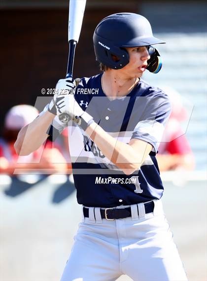 Thumbnail 2 in Columbine vs Fullerton (Coach Bob National Invitational) photogallery.