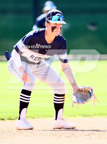 Thumbnail 1 in Columbine vs Fullerton (Coach Bob National Invitational) photogallery.