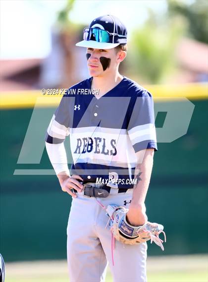 Thumbnail 1 in Columbine vs Fullerton (Coach Bob National Invitational) photogallery.
