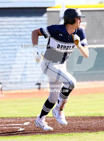 Thumbnail 2 in Columbine vs Fullerton (Coach Bob National Invitational) photogallery.