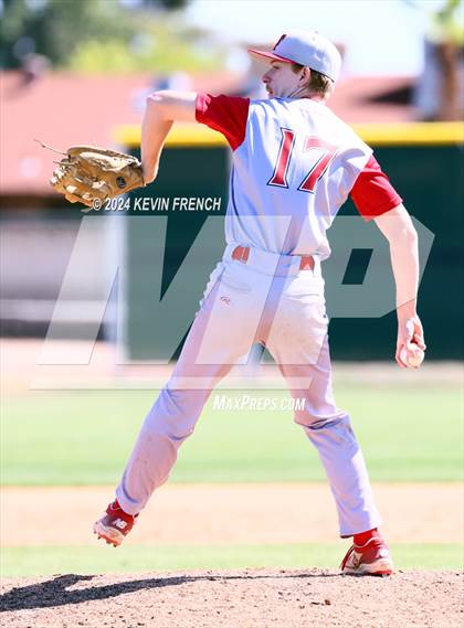 Thumbnail 2 in Columbine vs Fullerton (Coach Bob National Invitational) photogallery.