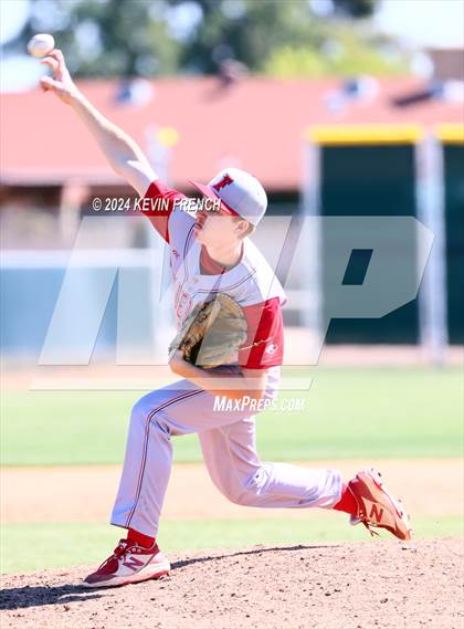 Thumbnail 1 in Columbine vs Fullerton (Coach Bob National Invitational) photogallery.
