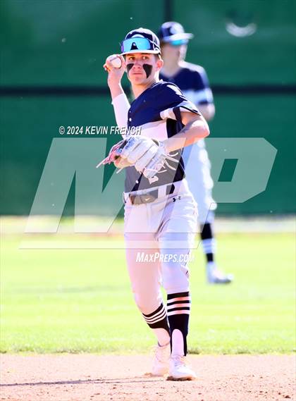 Thumbnail 3 in Columbine vs Fullerton (Coach Bob National Invitational) photogallery.