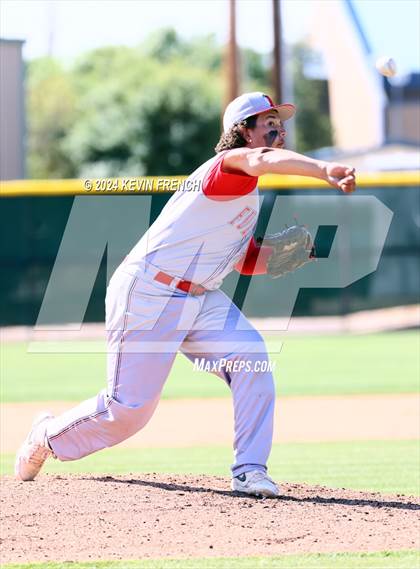 Thumbnail 2 in Columbine vs Fullerton (Coach Bob National Invitational) photogallery.