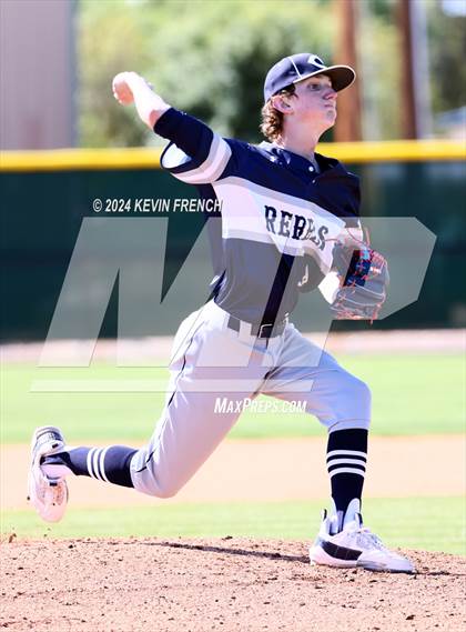 Thumbnail 3 in Columbine vs Fullerton (Coach Bob National Invitational) photogallery.