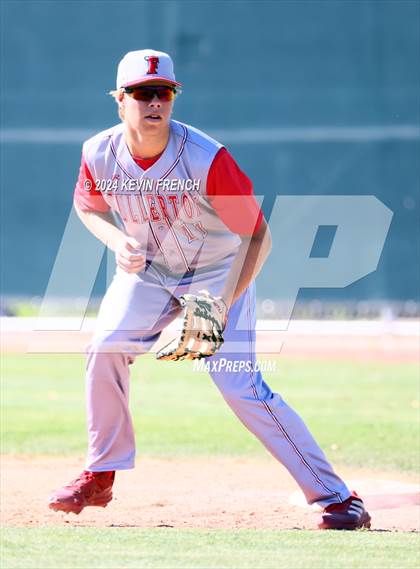 Thumbnail 2 in Columbine vs Fullerton (Coach Bob National Invitational) photogallery.