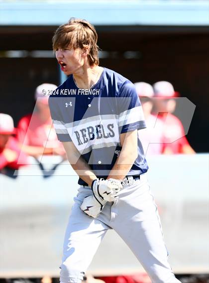 Thumbnail 2 in Columbine vs Fullerton (Coach Bob National Invitational) photogallery.