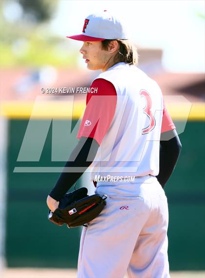 Thumbnail 2 in Columbine vs Fullerton (Coach Bob National Invitational) photogallery.