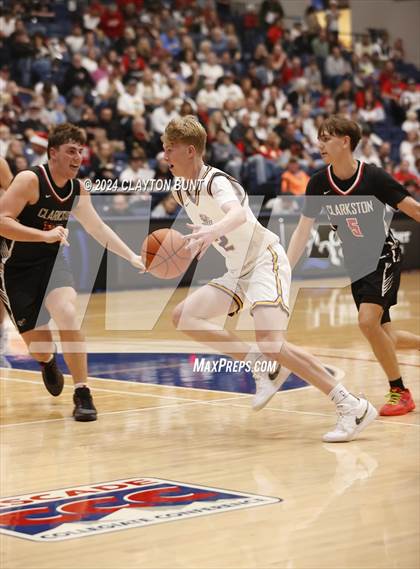 Thumbnail 1 in Lewiston vs. Clarkston photogallery.