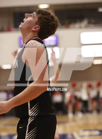 Thumbnail 2 in Lewiston vs. Clarkston photogallery.