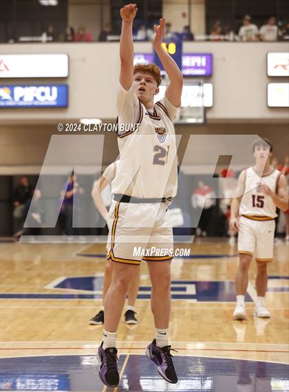 Thumbnail 3 in Lewiston vs. Clarkston photogallery.