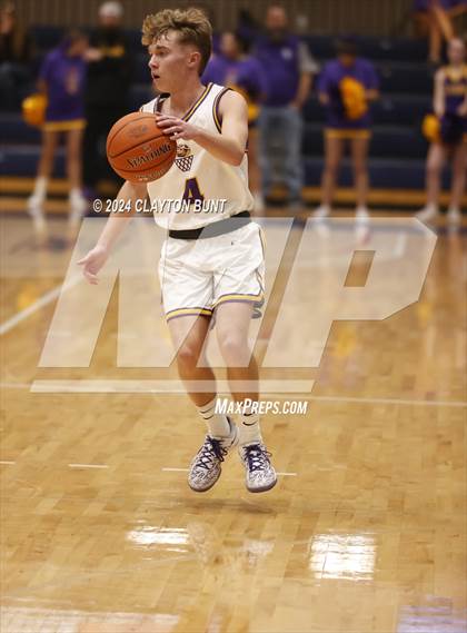 Thumbnail 2 in Lewiston vs. Clarkston photogallery.
