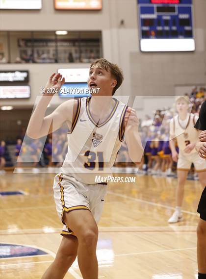 Thumbnail 3 in Lewiston vs. Clarkston photogallery.