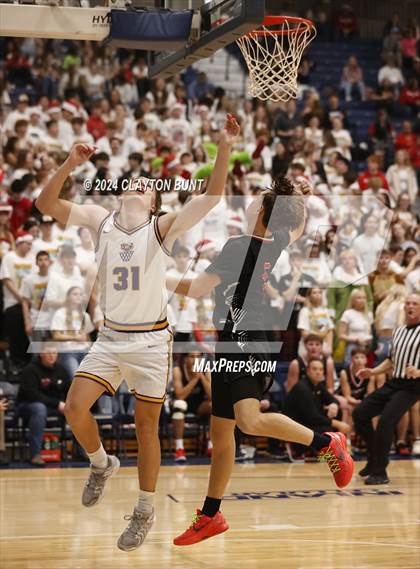 Thumbnail 2 in Lewiston vs. Clarkston photogallery.