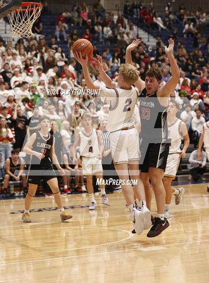 Thumbnail 2 in Lewiston vs. Clarkston photogallery.