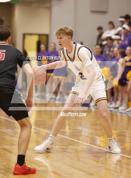 Thumbnail 2 in Lewiston vs. Clarkston photogallery.