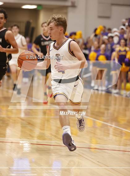 Thumbnail 3 in Lewiston vs. Clarkston photogallery.
