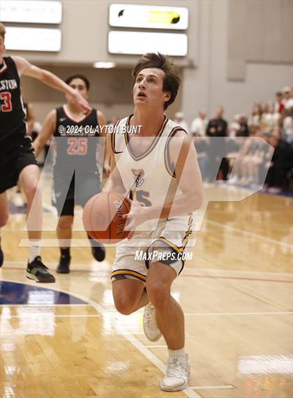 Thumbnail 2 in Lewiston vs. Clarkston photogallery.