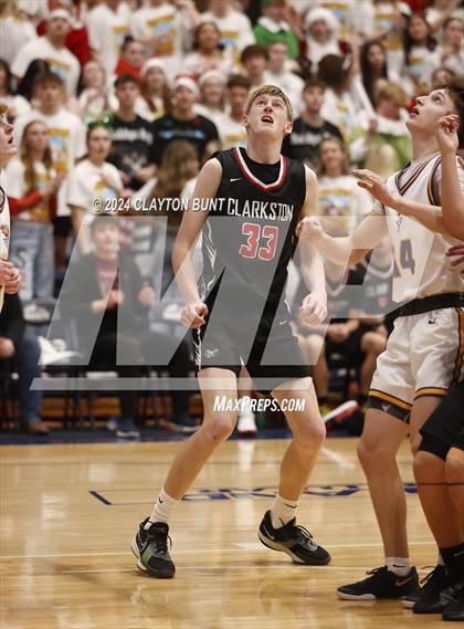 Thumbnail 1 in Lewiston vs. Clarkston photogallery.