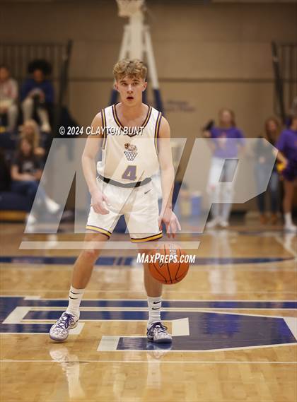 Thumbnail 3 in Lewiston vs. Clarkston photogallery.