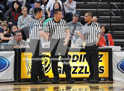 Thumbnail 1 in Santa Clarita Christian vs. Rolling Hills Prep (CIF SS D3AA Final) photogallery.