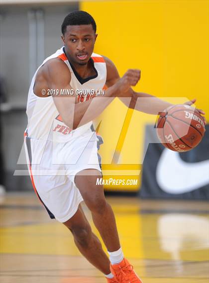 Thumbnail 2 in Santa Clarita Christian vs. Rolling Hills Prep (CIF SS D3AA Final) photogallery.