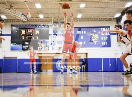 Thumbnail 3 in Conner @ Covington Catholic photogallery.