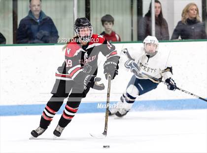 Thumbnail 1 in Wellesley @ Needham photogallery.