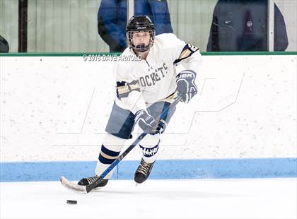 Thumbnail 2 in Wellesley @ Needham photogallery.