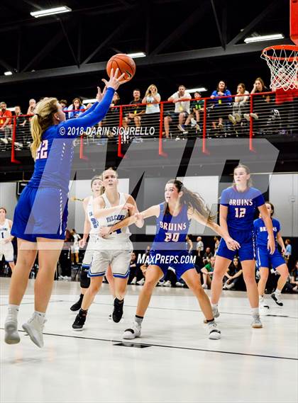 Thumbnail 3 in Cherry Creek vs. Highlands Ranch (Nike Tournament of Champions) photogallery.