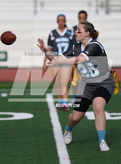 Thumbnail 1 in Burlingame vs Hillsdale (Capuchino HS) photogallery.