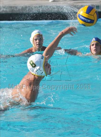 Thumbnail 1 in Royal @ Agoura photogallery.