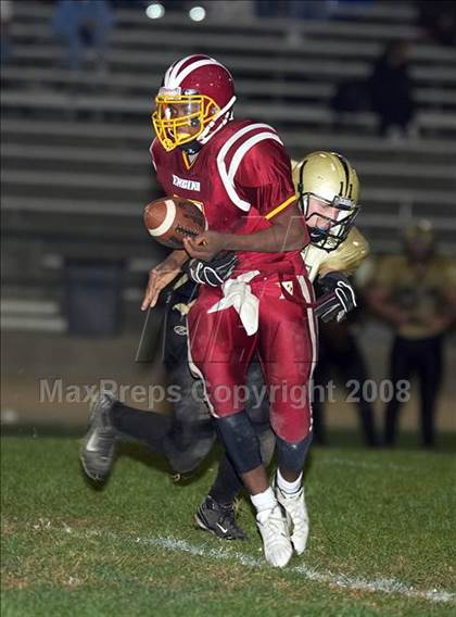 Thumbnail 1 in Encina vs. Golden Sierra photogallery.